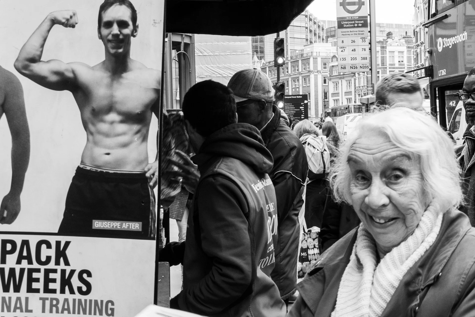Leica Street photography in London by LUV - Vincenzo Lullo
