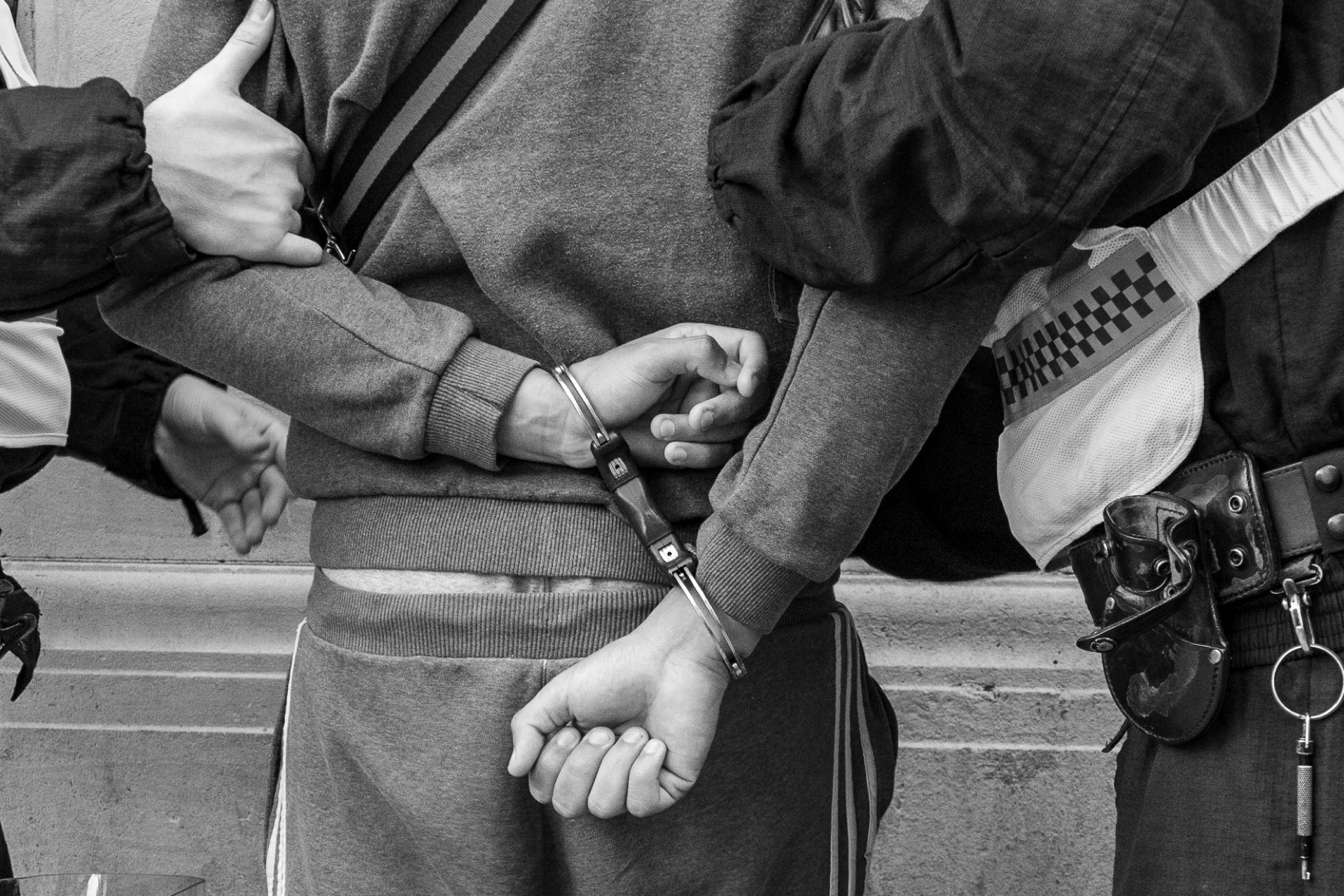 BLM protester arrested by police in London - Photo documentary | Leica V-Lux | 230mm f/4.0 | 1/100s | ISO 500